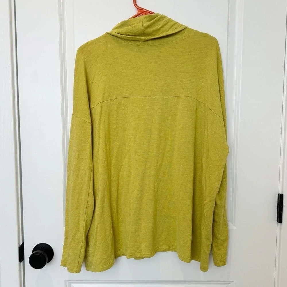 Cabi Oversized Cowl Neck Sweater Medium Green Lagenlook Staple Everyday‎ Casual